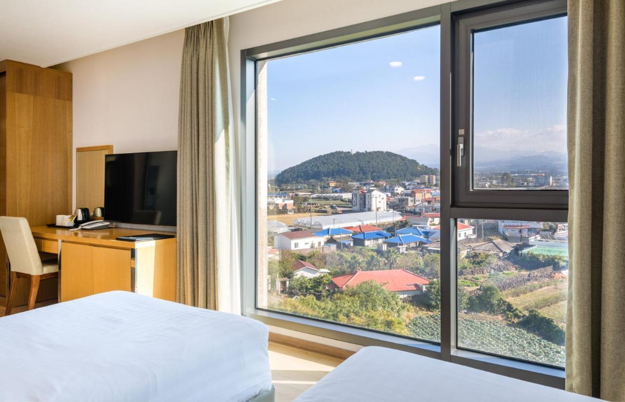 Uni Hotel Jeju Exterior foto